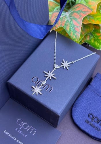 القلاده النيزكية + بوكية ورد