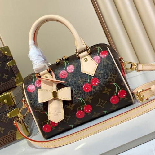 لويس فيتون مقاس 20,5cm