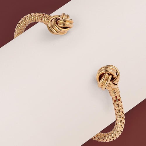 اسوارة ذهب حلقات مزودجة عيار 18 تصميم فاخر