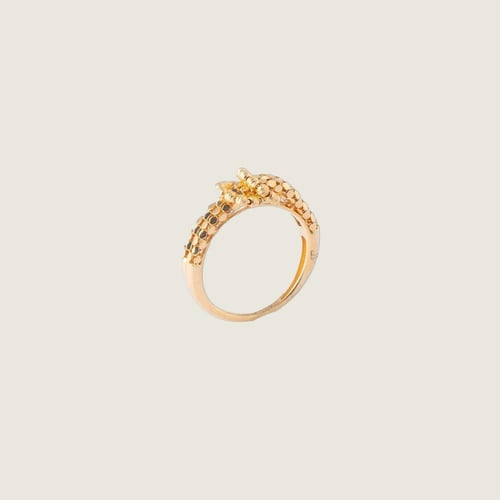 طقم ذهب عيار 21بتصميم العقدة المتشابكة