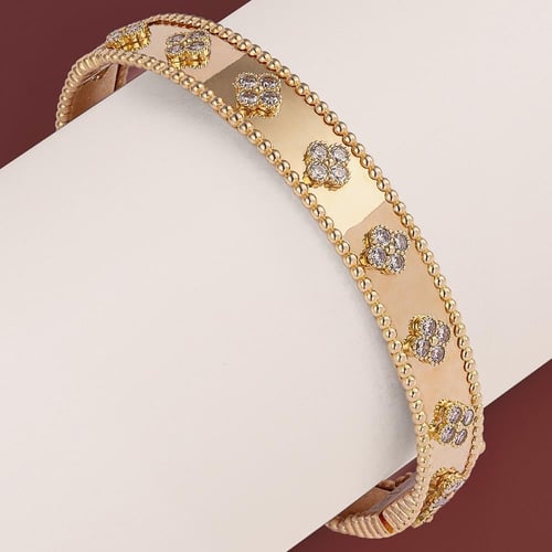 اسوارة ذهب إيطالي الوردة الانيقة عيار 18 تصميم يخط...