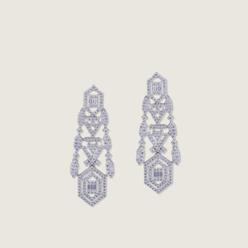 طقم ذهب أبيض عيار 18بتصميم هندسي مرصع بالزركون