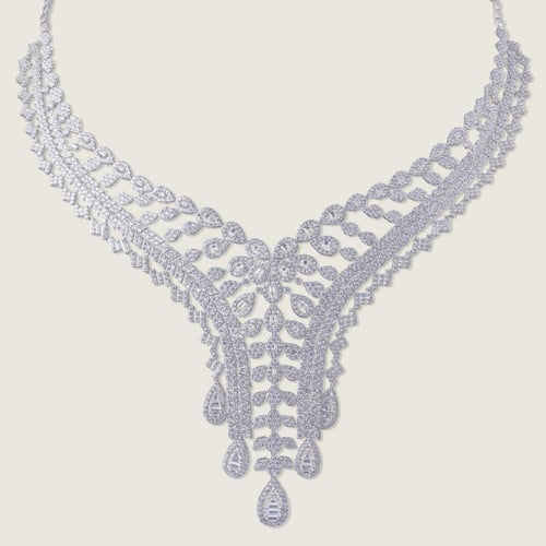 طقم ذهب أبيض عيار 18مرصع بالزركون