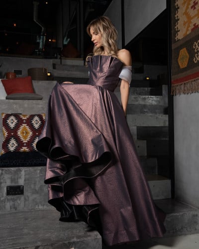 فستان سهرة بكسرات