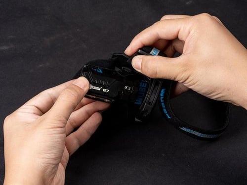 كشاف ووبن WUBEN E7