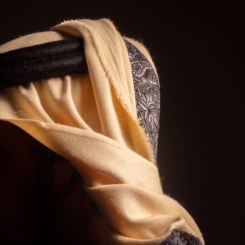 Emmanuel Ingaro winter shawl
