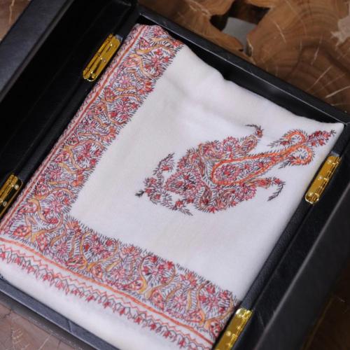 Handmade shawl, half a meter