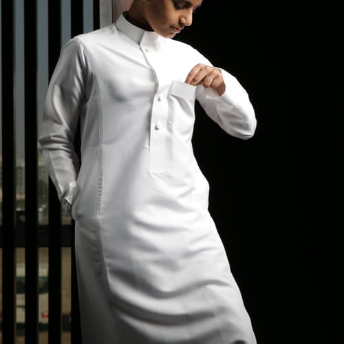 ثوب أولاد قماش خفيف، كم سادة