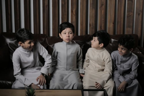 ثوب أطفال سميراميس مع تطريز - رمادي فاتح