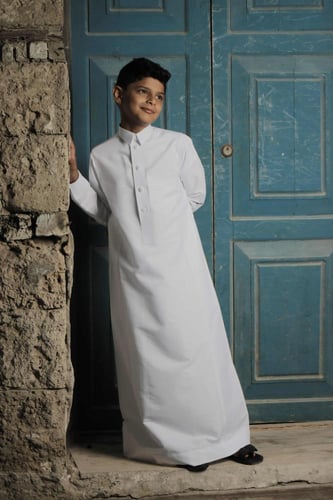 ثوب أطفال قماش واقف، كم سادة