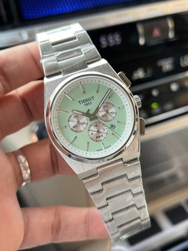 ساعة تيسوت كرونوغراف