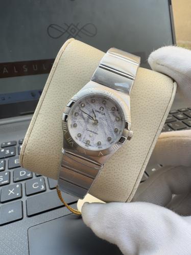 ساعة اوميغا كونستليشن النسائية