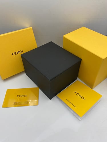 ساعة فندي فصوص النسائية