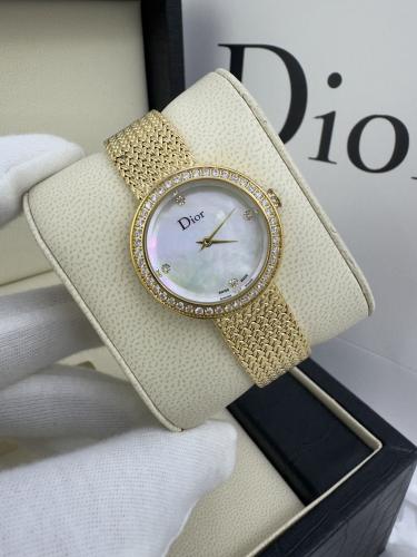 ساعة ديور النسائية حصيره