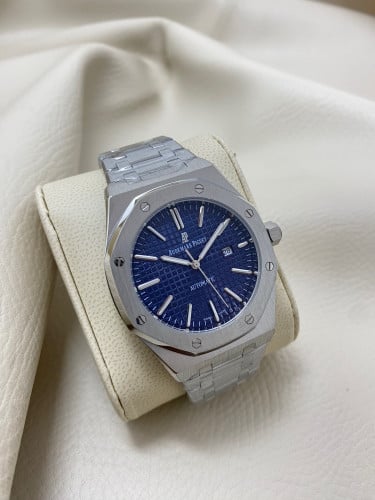 ساعة اوديمار بيغيه