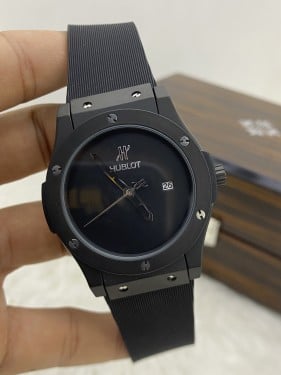 ساعة هوبلت الرجالية مفتاح