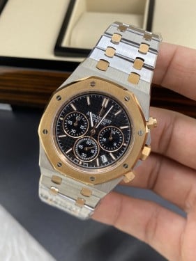 ساعة اوديمار كرونغراف