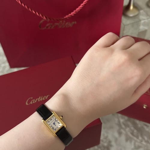 ساعة كارتييه تانك