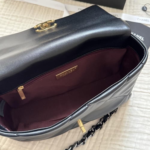 شنطة شانيل فلاب