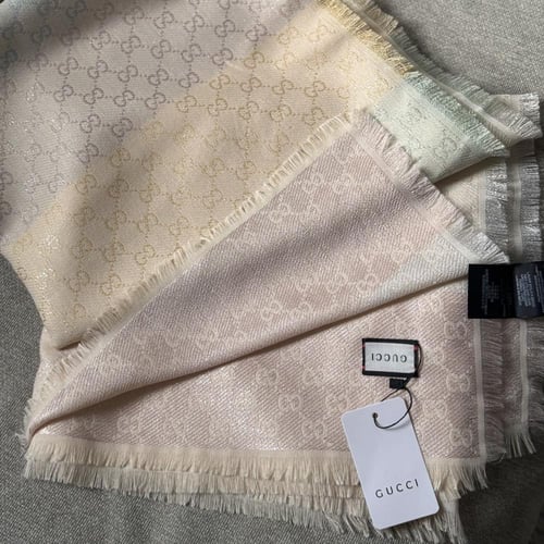 سكارڤ قوتشي