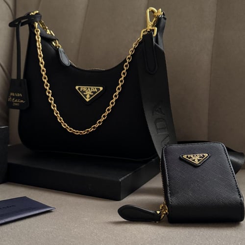 شنطة برادا جلد