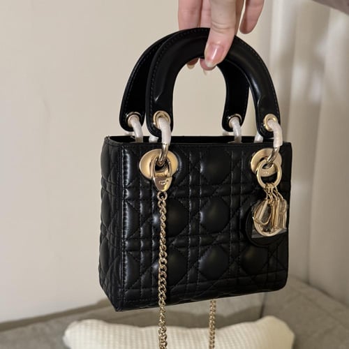 شنطة ليدي ديور