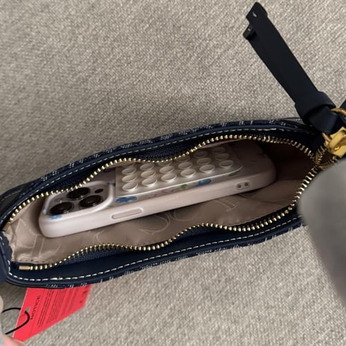 شنطة سي اتش دينم