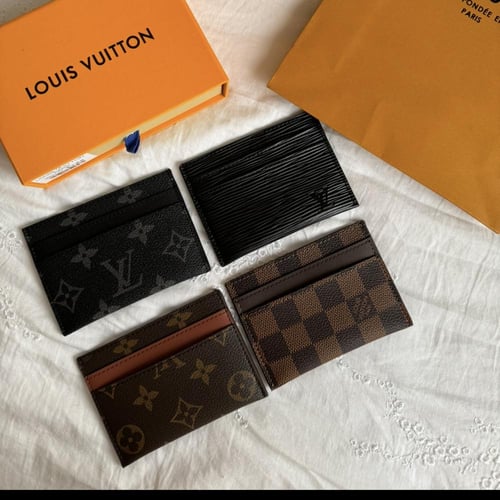 كارد هولدر لويس ڤيتون ٤ اشكال