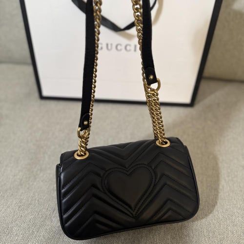 شنطة قوتشي كلاسيك