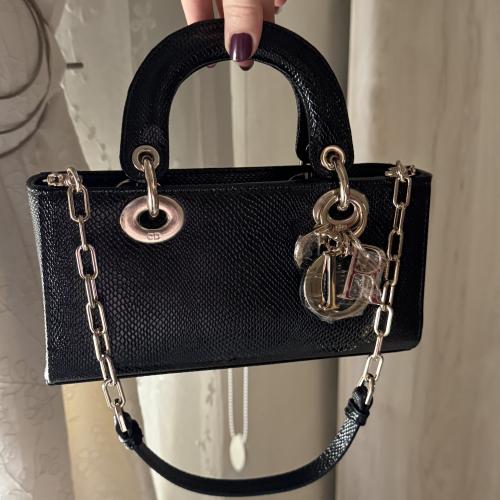 شنطة ديور