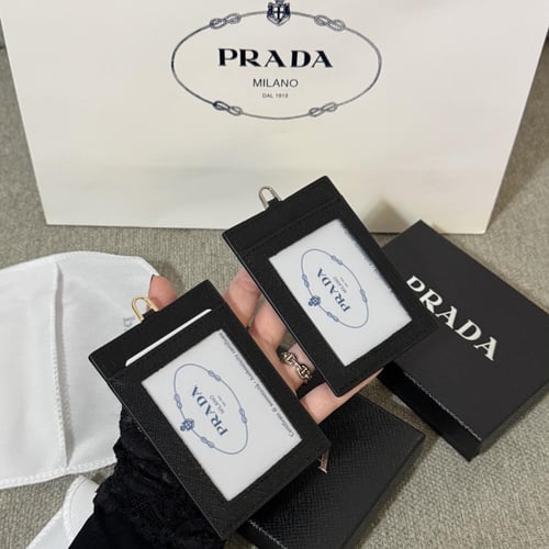 اي دي هولدر برادا