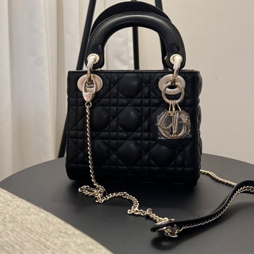 شنطة ليدي ديور