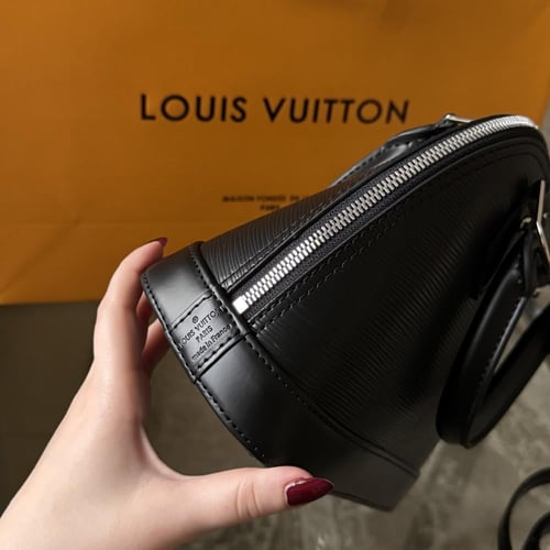 شنطة بيبي الما اسود