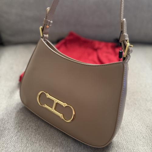 شنطة سي اتش