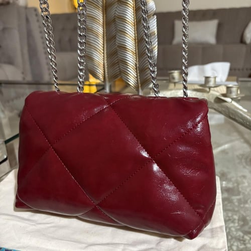 شنطة توري بورش