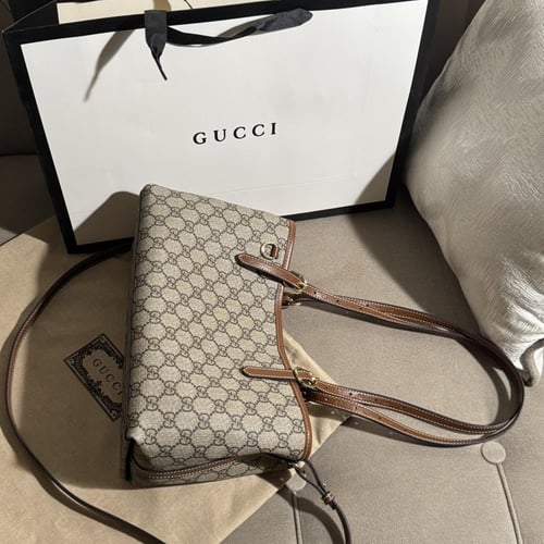 شنطة قوتشي توت باق