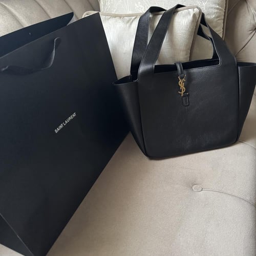 شنطة سان لوران