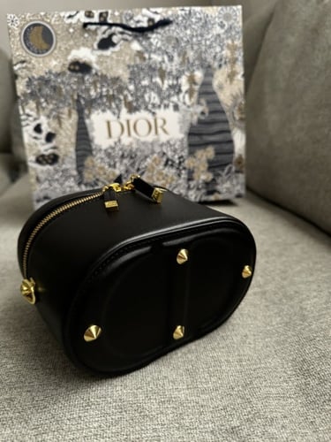 شنطة ديور للمناسبات