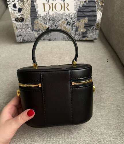 شنطة ديور للمناسبات