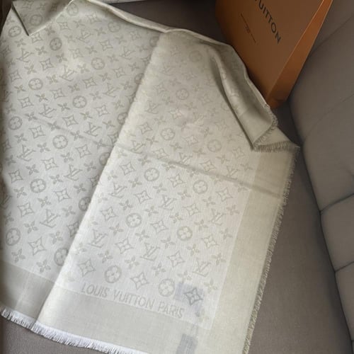 سكارڤ لويس ڤيتون كشميري