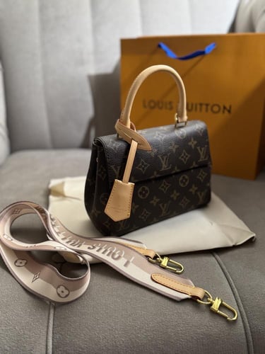 شنطة لويس ڤيتون كلوني