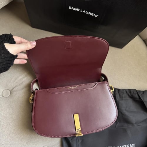 شنطة سان لوران