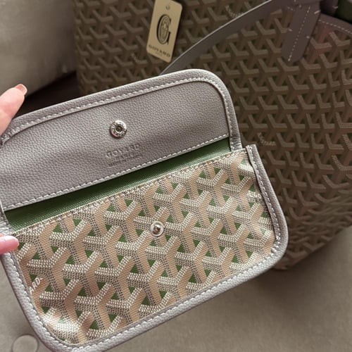 شنطة جويارد دبل فيس