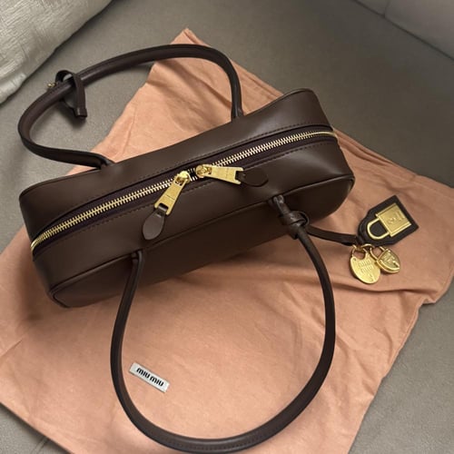 شنطة ميو ميو