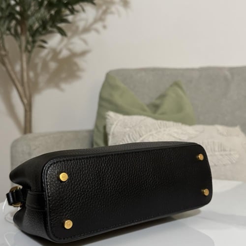 شنطة توري بورش