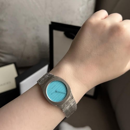 ساعة قوتشي كوارتز