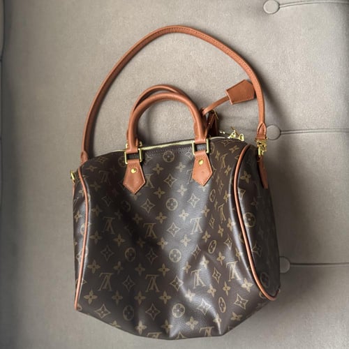 شنطة لويس سبيدي ٣٠