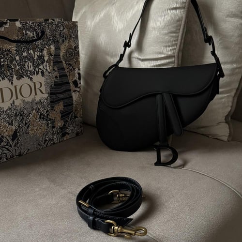 شنطة ديور CD