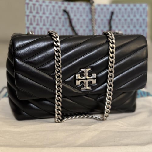 شنطة توري بورش