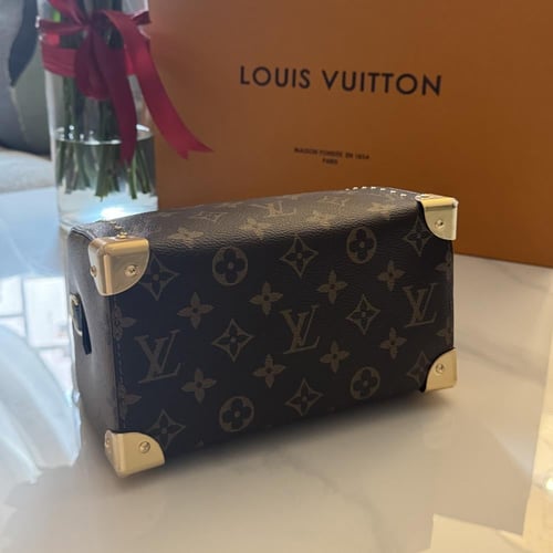 شنطة لويس ڤيتون